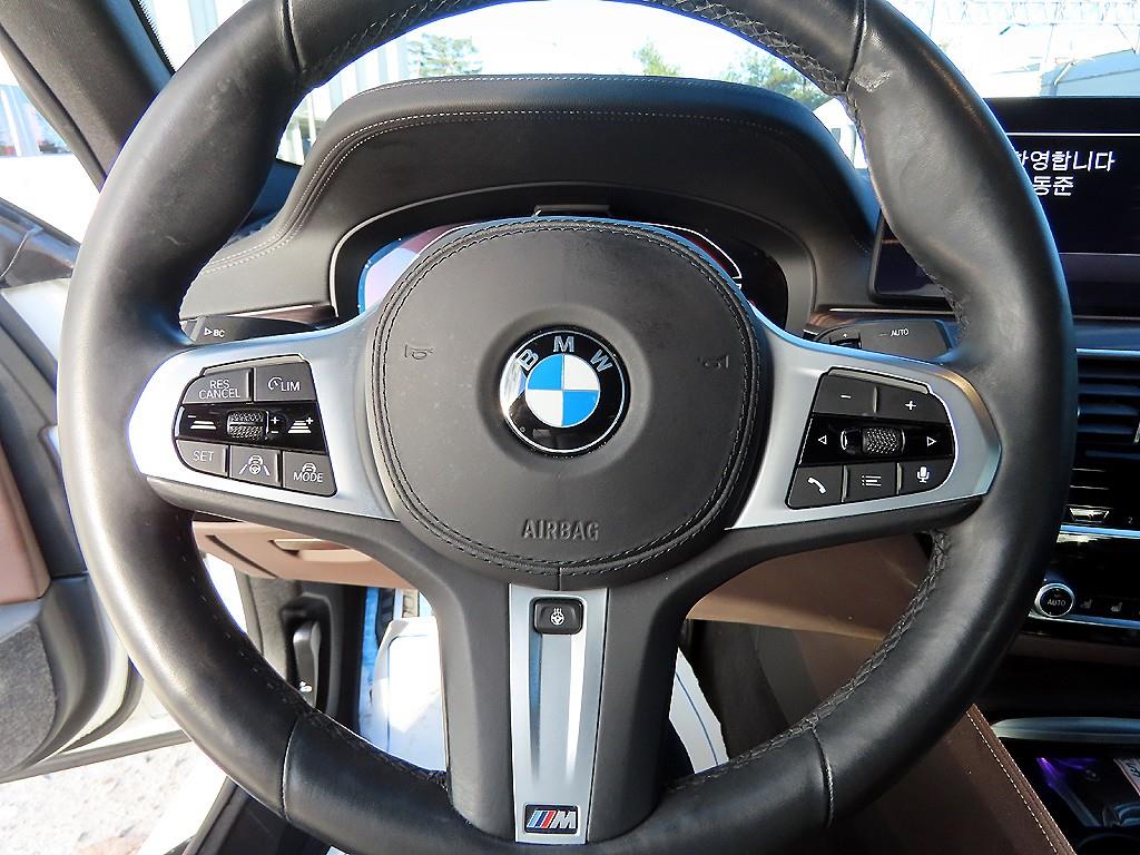 BMW 5 Series - Vista 8