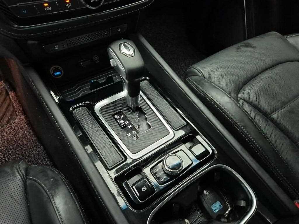 Ssangyong Rexton - Vista 8