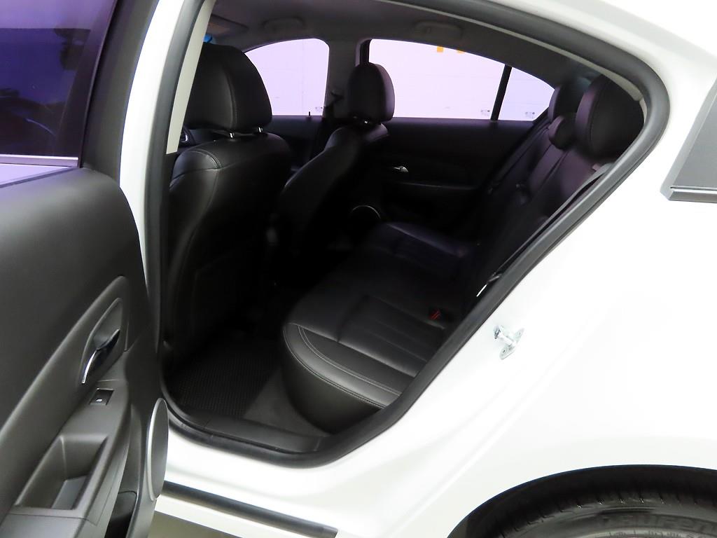 Chevrolet Cruise 2013 Blanco - Importación desde Corea - HF Imports Iquique - Foto 15