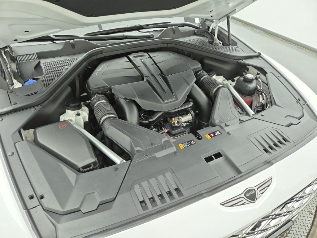 Genesis GV80 - Vista 6