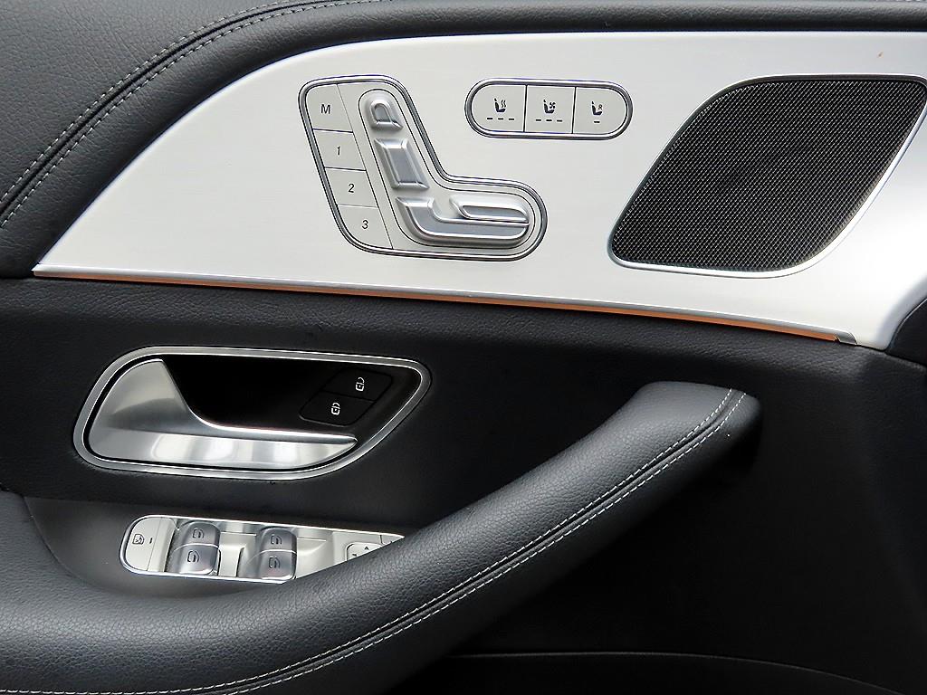 Mercedes Benz GLE Class - Vista 11