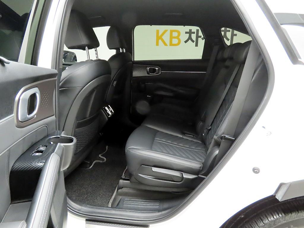 KIA Sorento - Vista 12