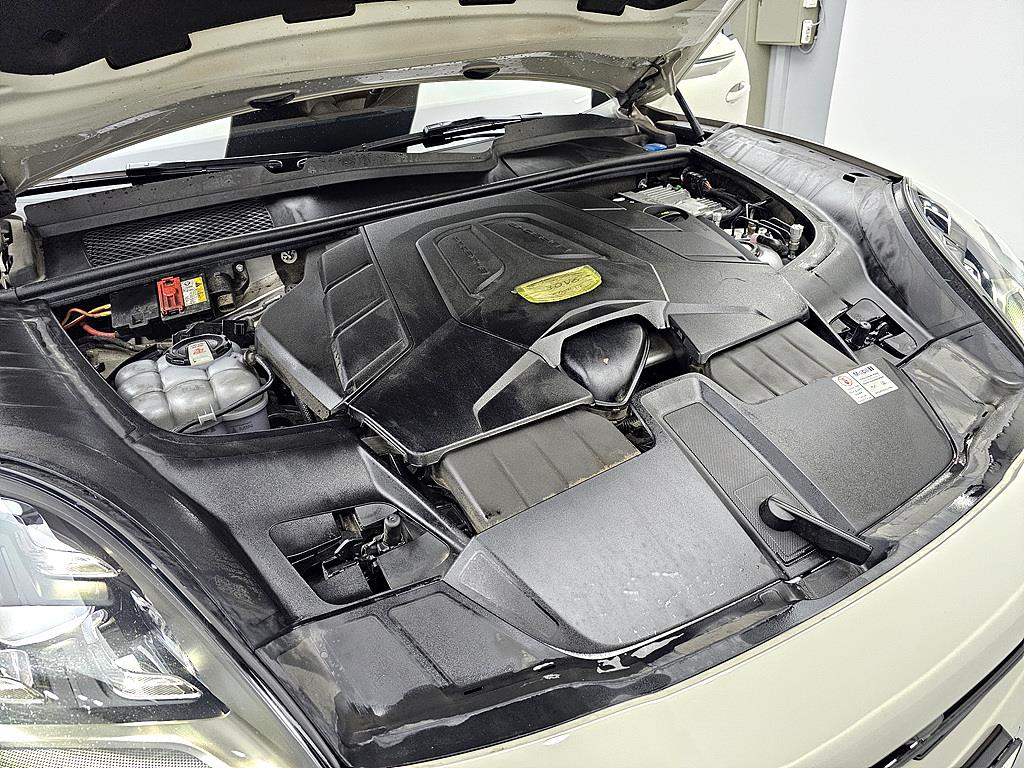 Porsche Cayenne - Vista 6