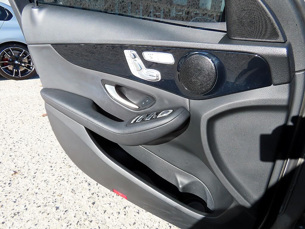 Mercedes Benz C Class - Vista 11