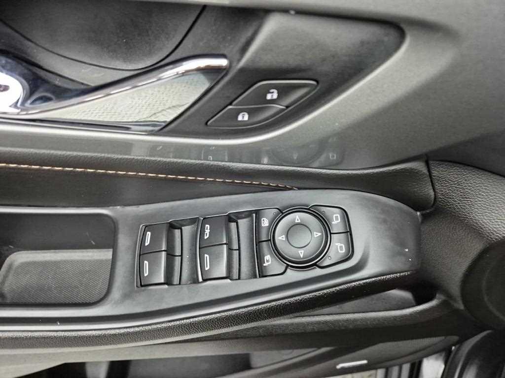 Chevrolet Travers 2021 Negro - Importación desde Corea - HF Imports Iquique - Foto 19