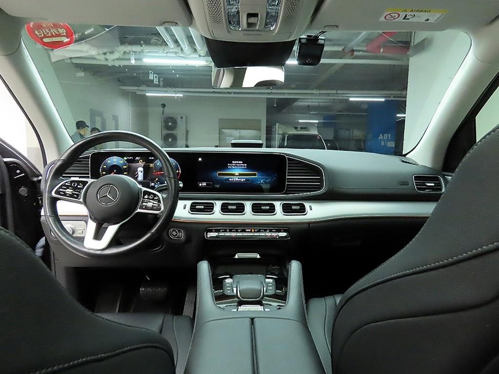 Mercedes Benz GLE Class - Vista 7