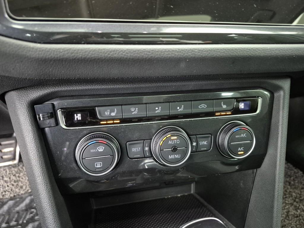 Volkswagen Tiguan - Vista 11