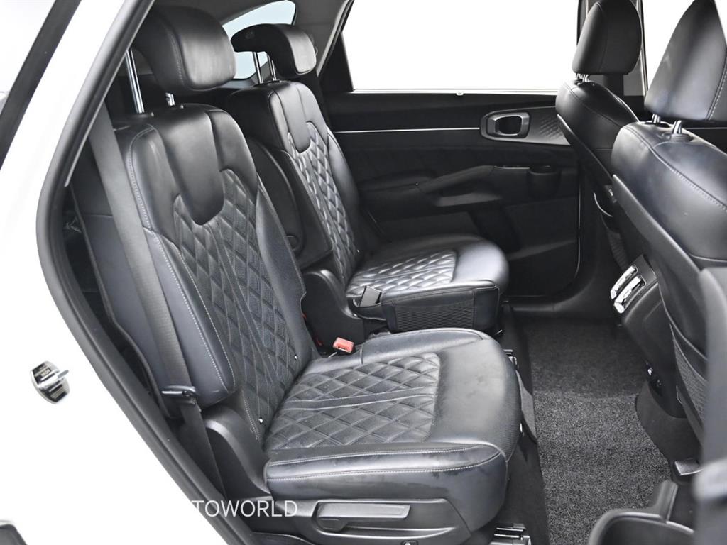 KIA Sorento - Vista 12