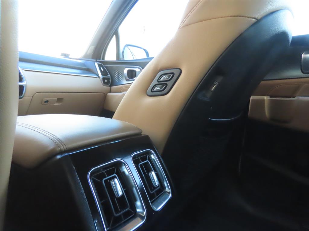 KIA Sorento 2023 Blanco - Importación desde Corea - HF Imports Iquique - Foto 9