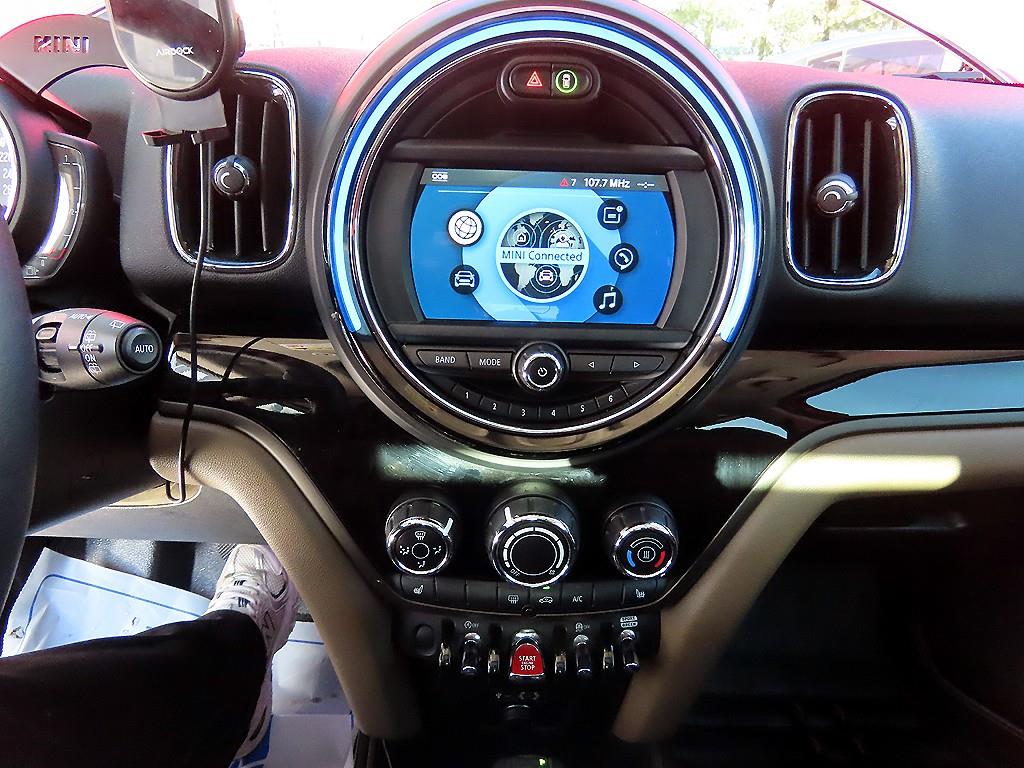 Mini Countryman 2018 Rojo - Importación desde Corea - HF Imports Iquique - Foto 13