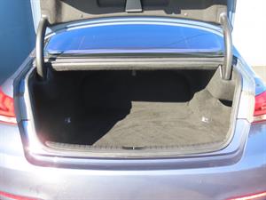 HYUNDAI Genesis - Vista 10