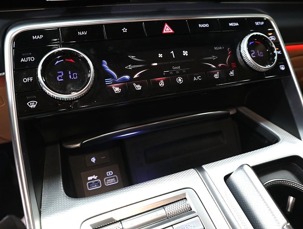 Genesis GV80 - Vista 11