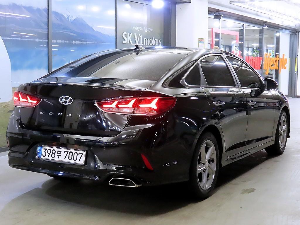 HYUNDAI Sonata - Vista 4