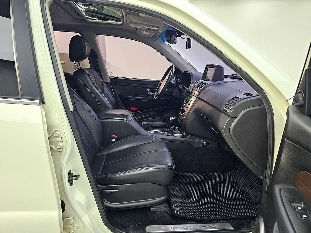 Ssangyong Rexton - Vista 11