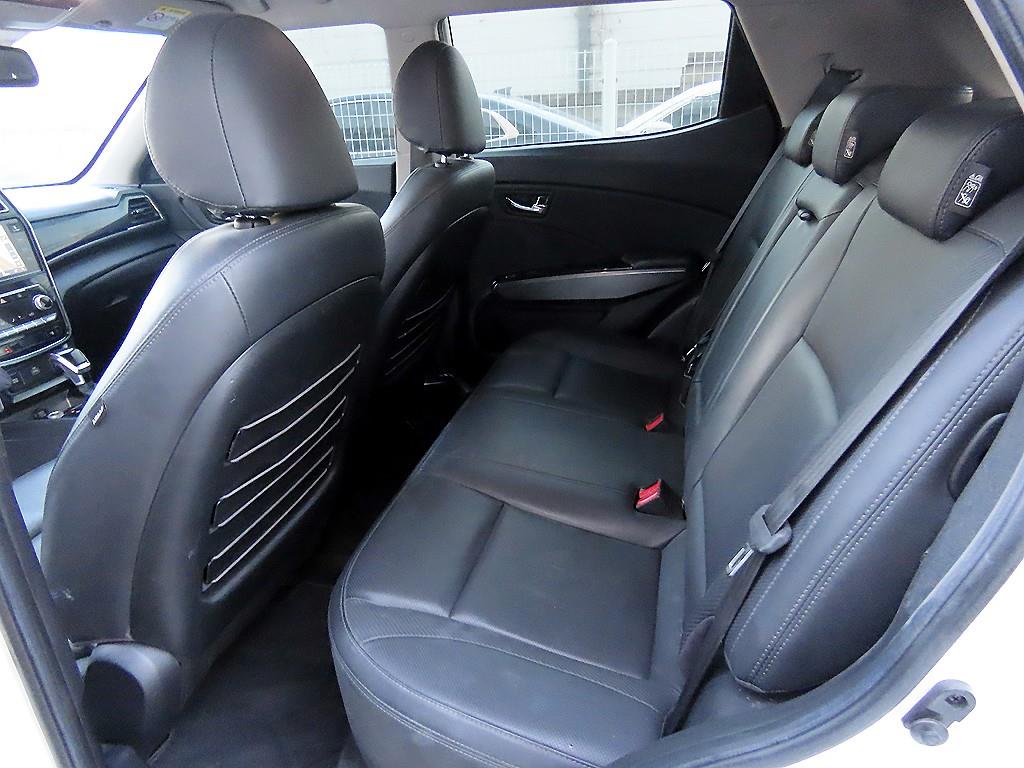 Ssangyong Tivoli - Vista 6