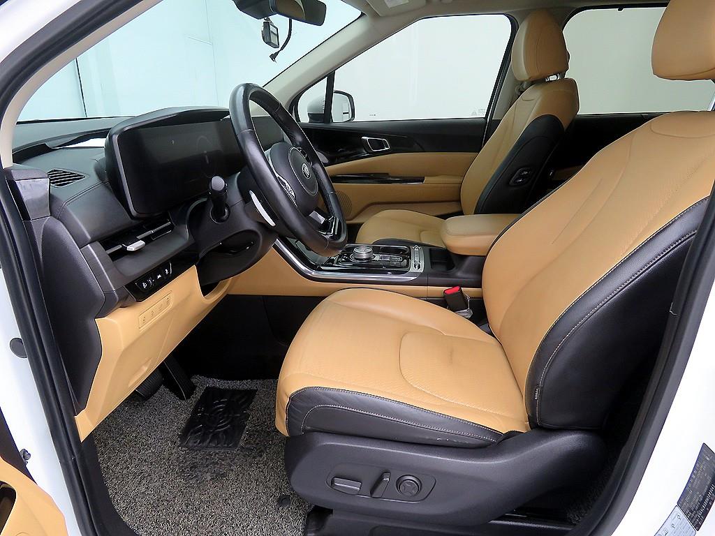 KIA Carnival - Vista 7