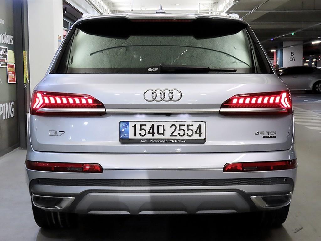 Audi Q7 - Vista 5