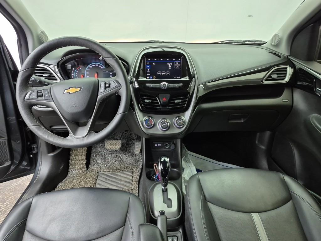 Chevrolet Spark - Vista 5