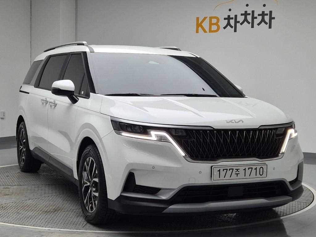 KIA Carnival - Vista 4