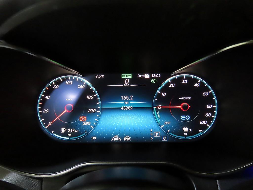 Mercedes Benz GLC Class - Vista 9