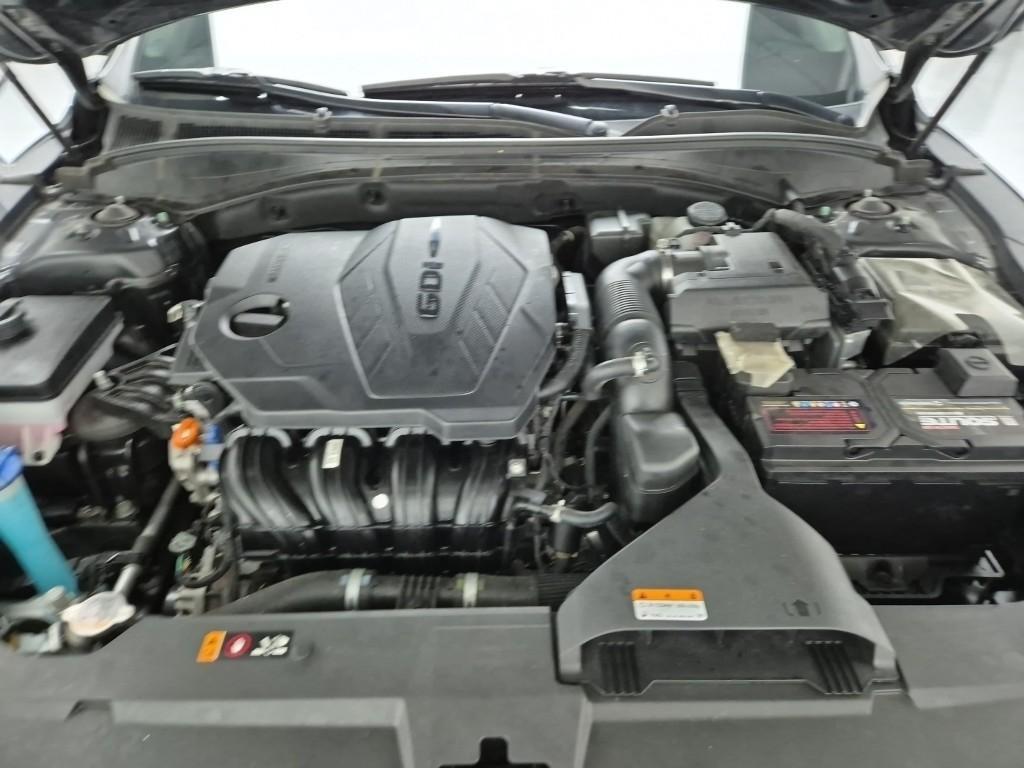 HYUNDAI Grandeur - Vista 5