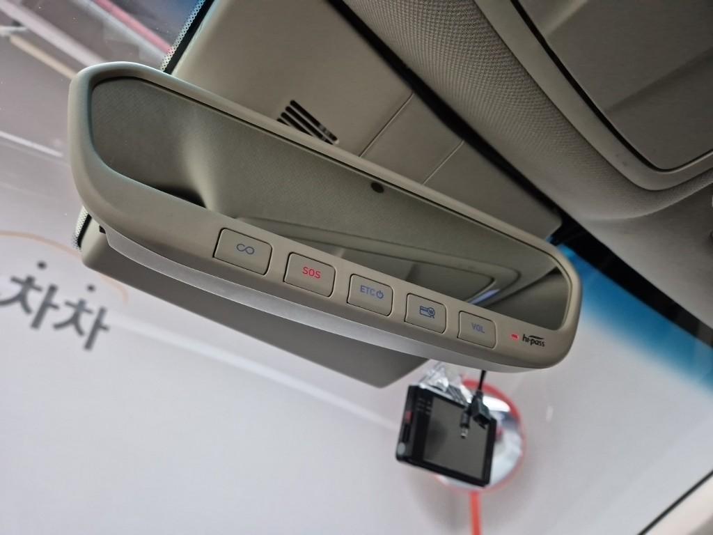 Genesis G70 2022 Rojo - Importación desde Corea - HF Imports Iquique - Foto 16