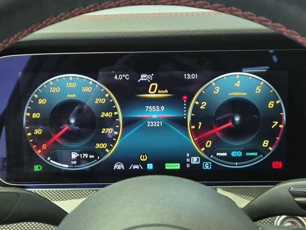 Mercedes Benz CLS Class - Vista 6