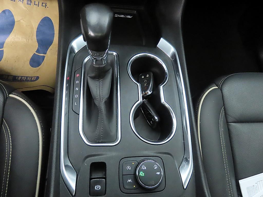 Chevrolet Travers - Vista 10