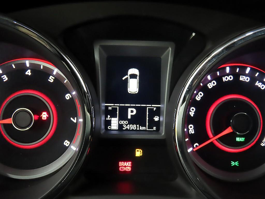 Ssangyong Tivoli - Vista 8