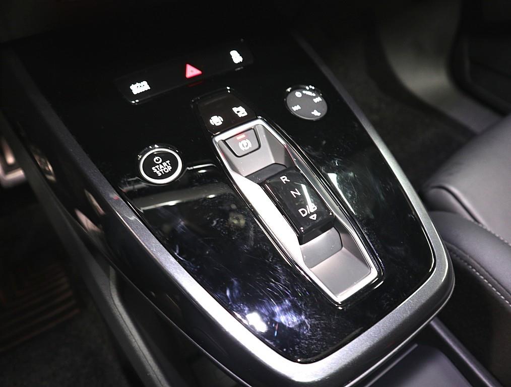 Audi Q4 2024 Blanco - Importación desde Corea - HF Imports Iquique - Foto 14