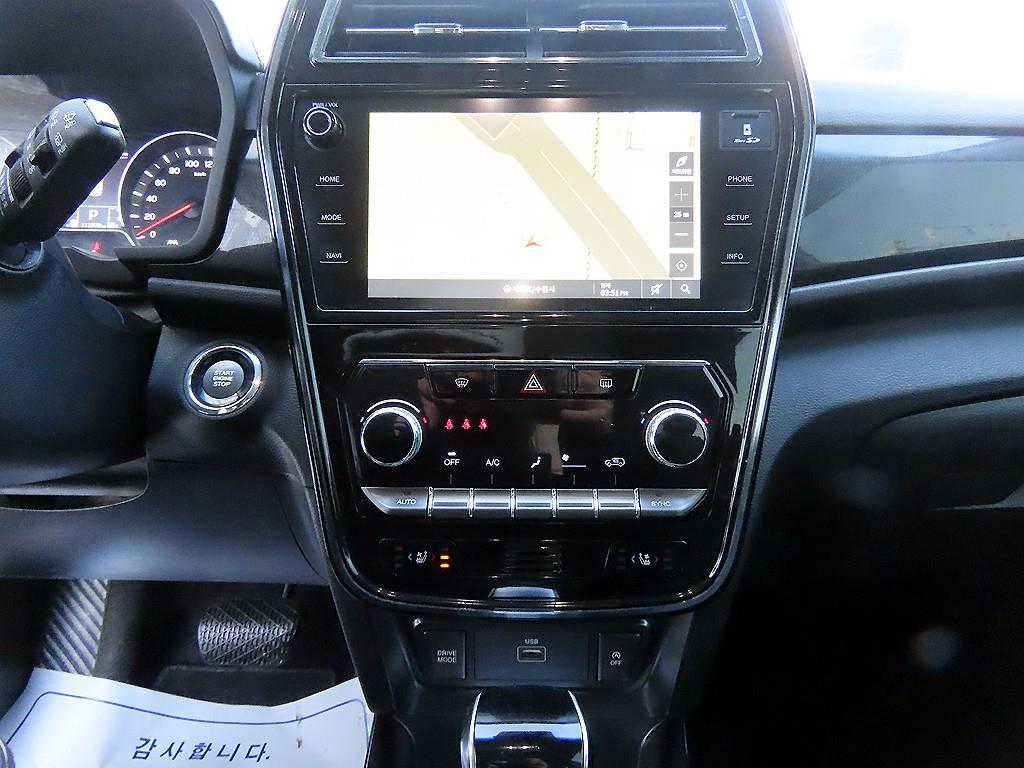 Ssangyong Tivoli 2022 Blanco - Importación desde Corea - HF Imports Iquique - Foto 13