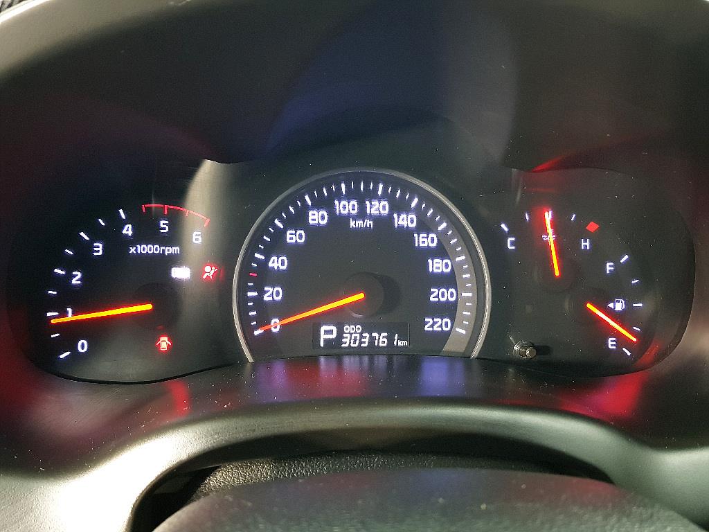 KIA Carnival - Vista 7