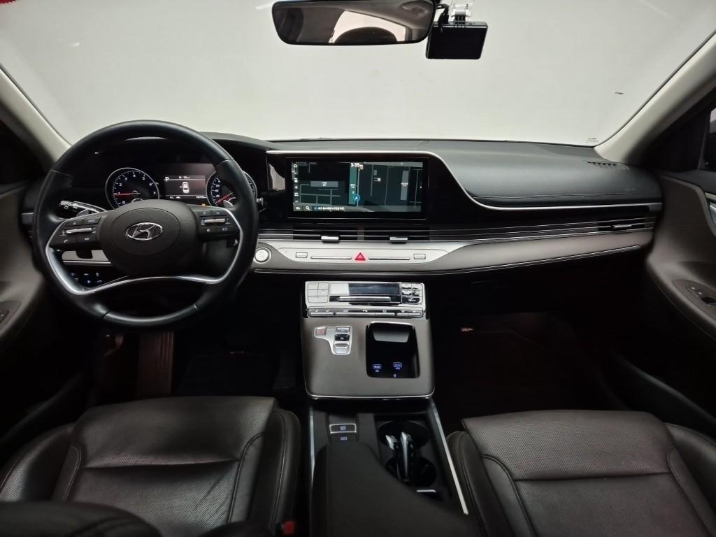 HYUNDAI Grandeur - Vista 7