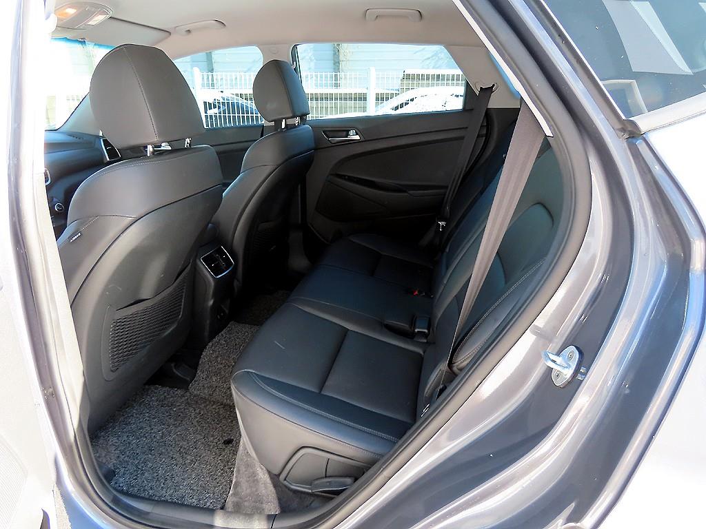 HYUNDAI Tucson - Vista 6