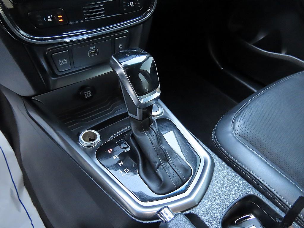 Ssangyong Tivoli - Vista 10