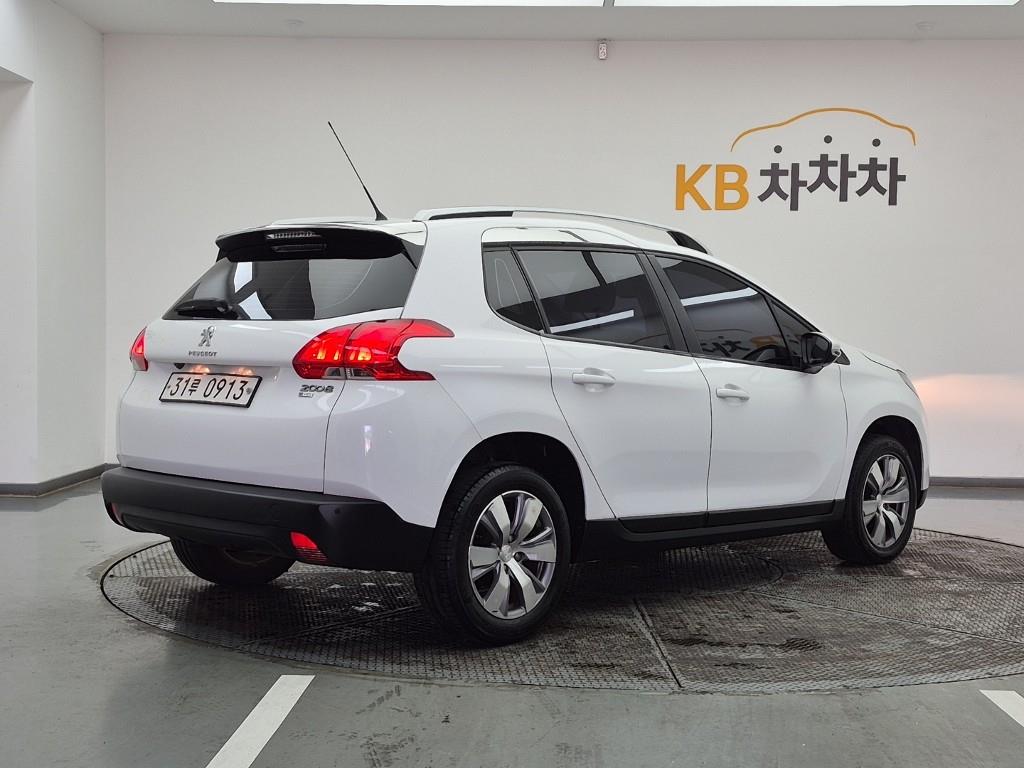 Peugeot 2008 - Vista 4