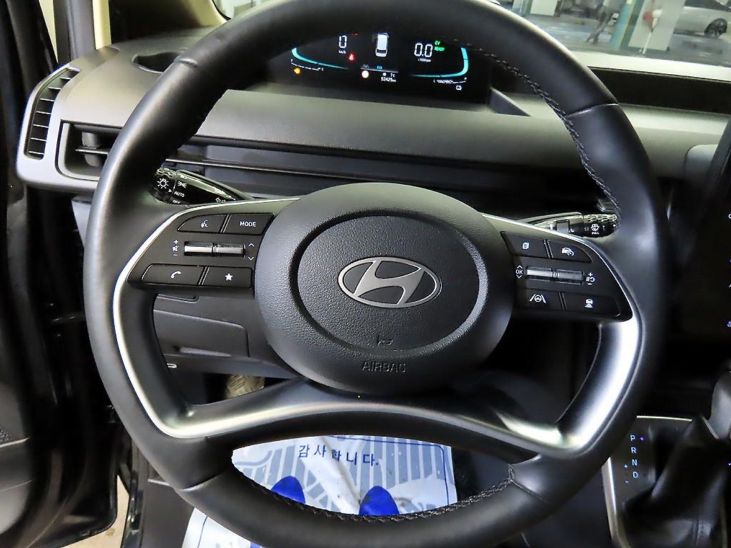 HYUNDAI Staria - Vista 8