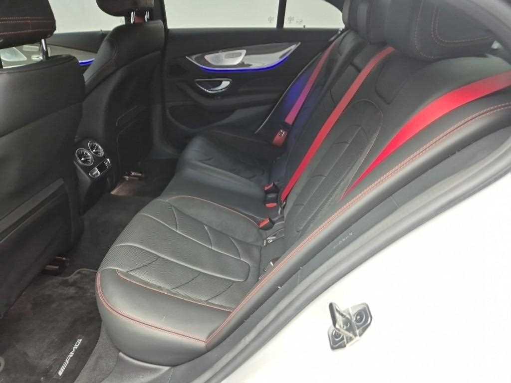 Mercedes Benz CLS Class - Vista 12