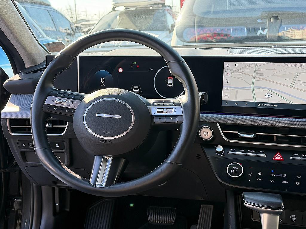 HYUNDAI Sonata - Vista 8