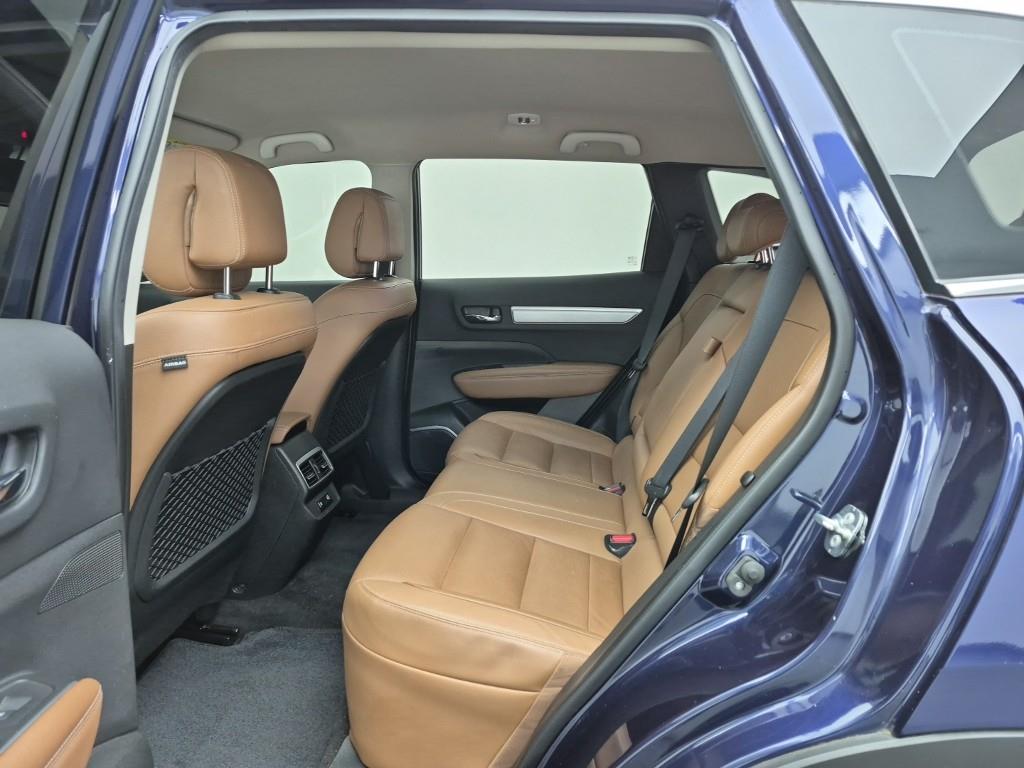 SAMSUNG QM6 - Vista 12