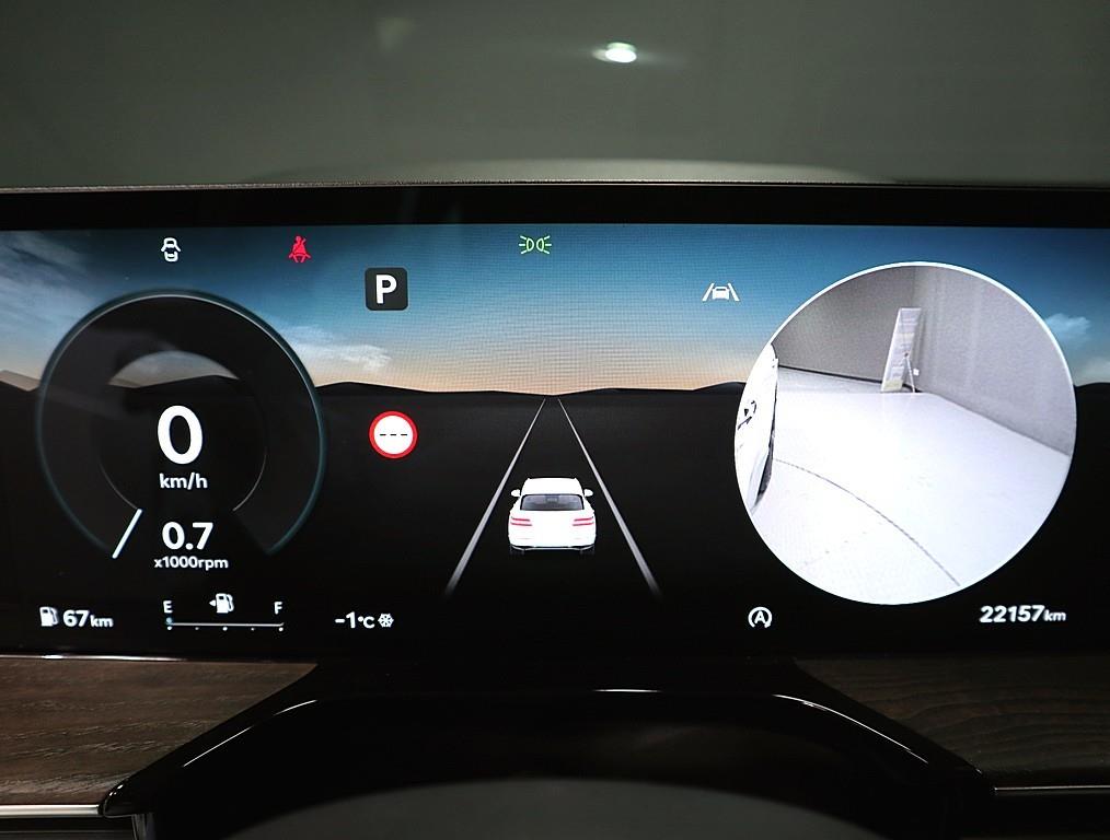 Genesis GV80 - Vista 7