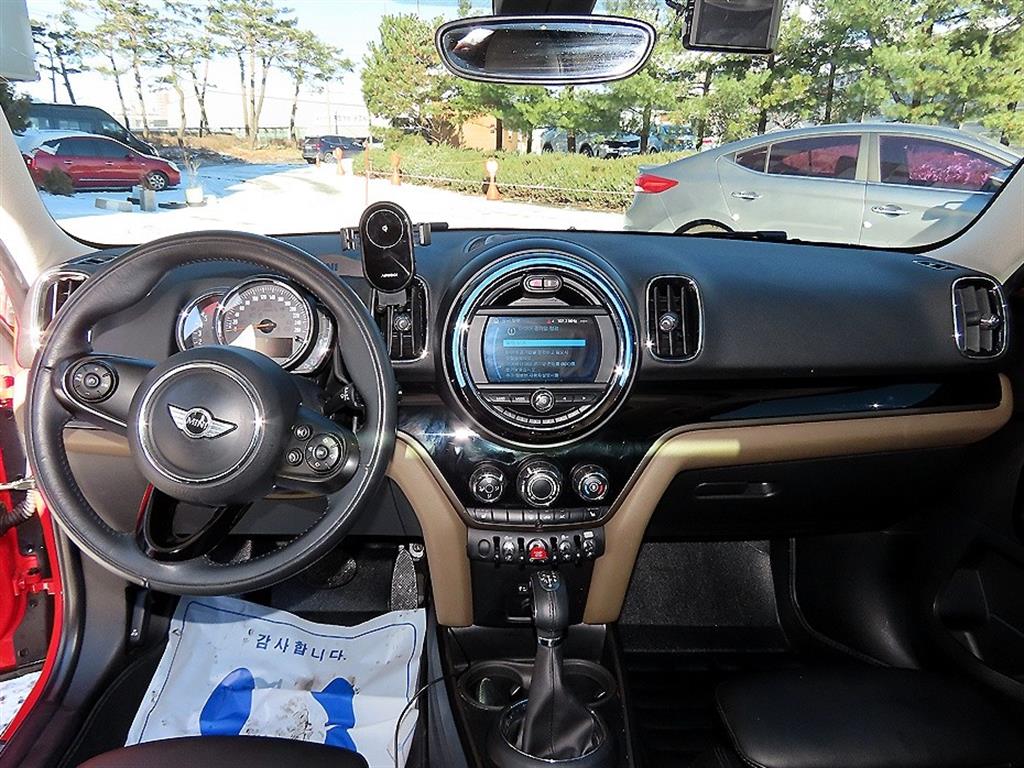 Mini Countryman - Vista 7