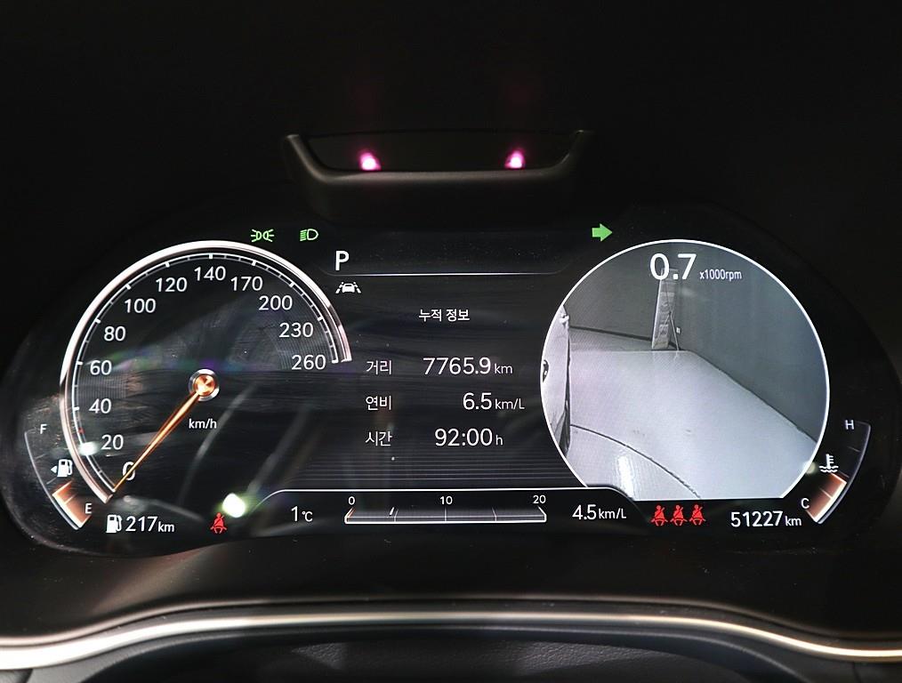 Genesis GV80 - Vista 7