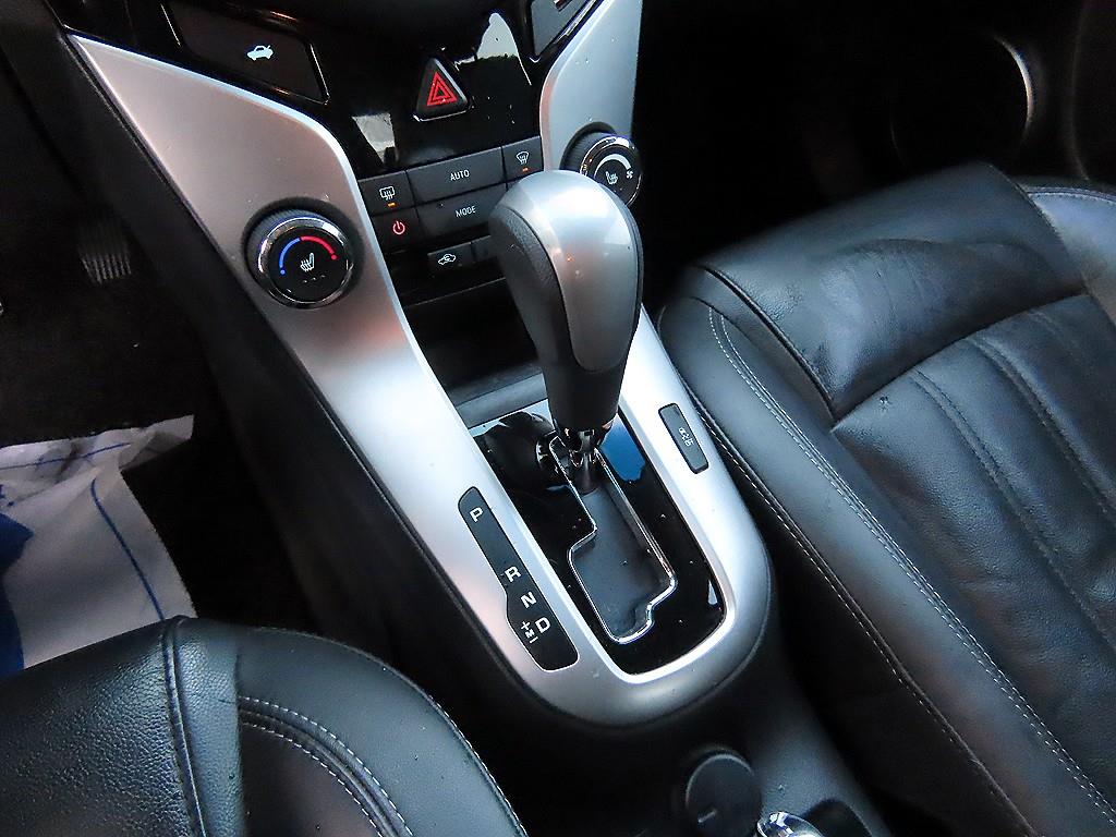 Chevrolet Cruise - Vista 10