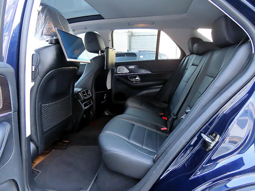 Mercedes Benz GLE Class - Vista 6