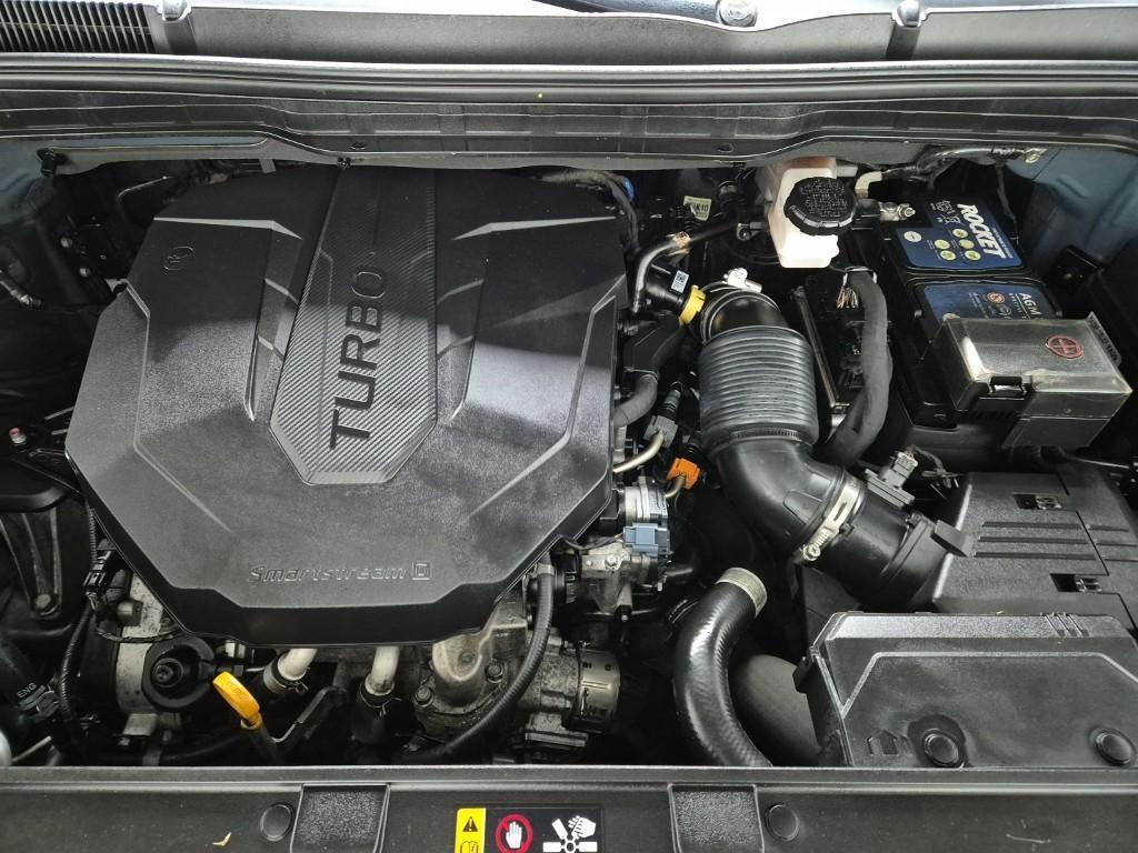 KIA Carnival - Vista 5