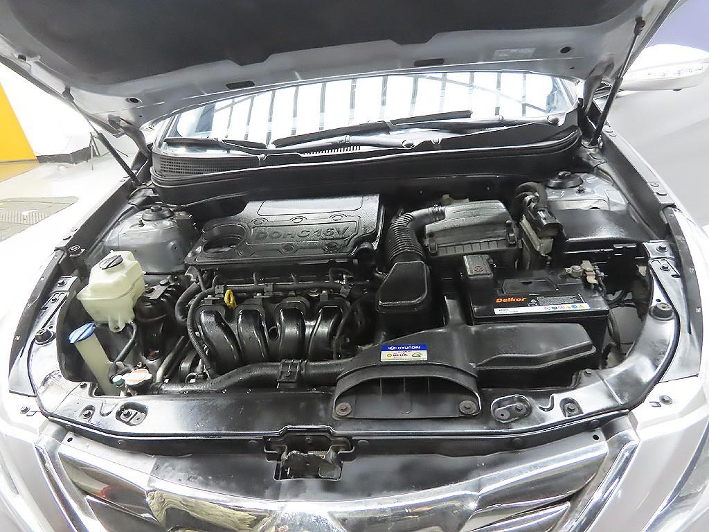 HYUNDAI Sonata 2011 Gris - Importación desde Corea - HF Imports Iquique - Foto 8