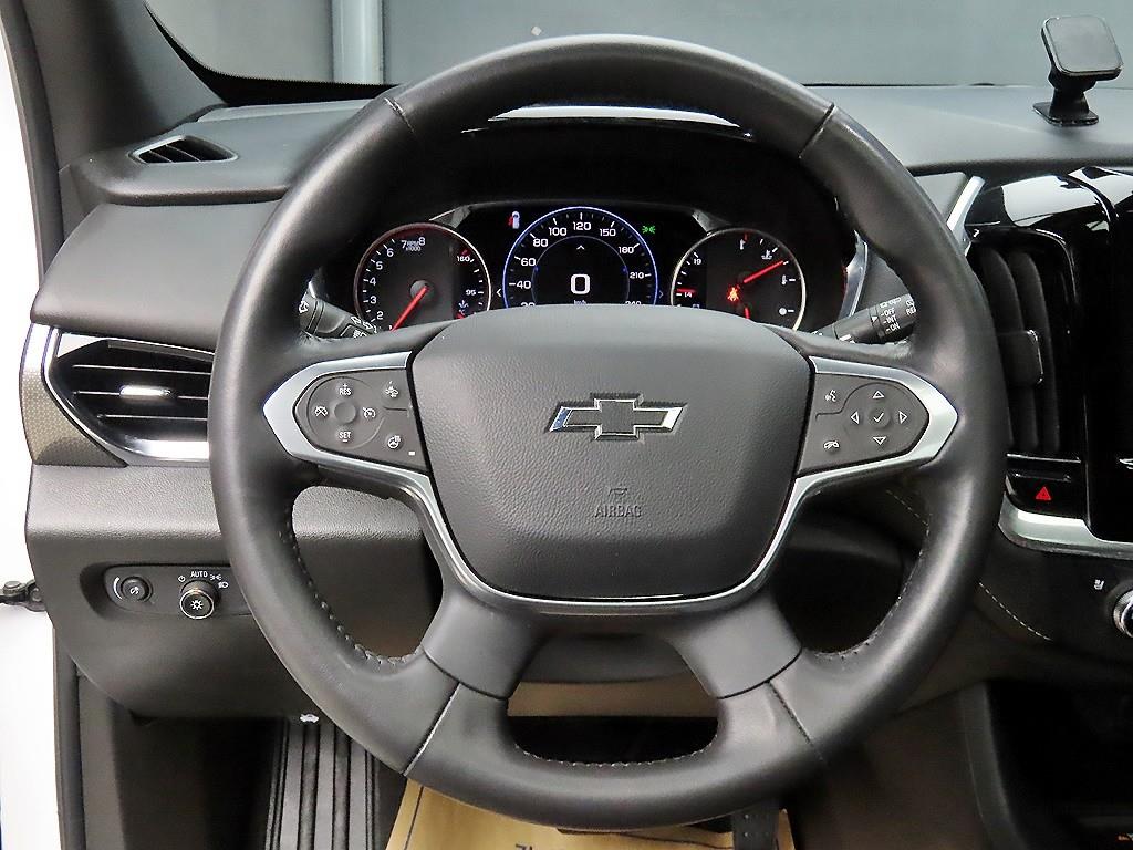 Chevrolet Travers - Vista 9