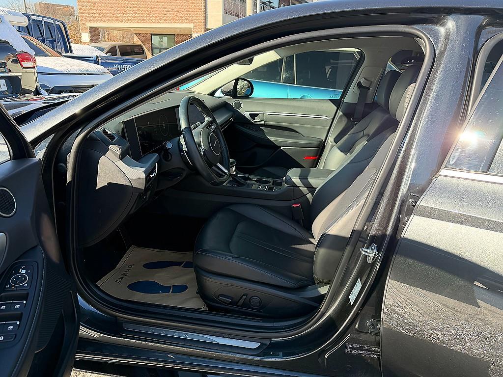 HYUNDAI Sonata - Vista 6