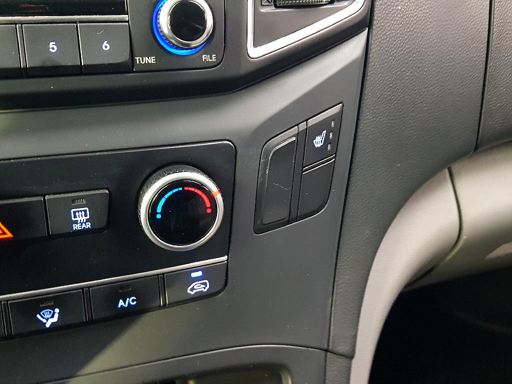 HYUNDAI Starex 2018 Plateado - Importación desde Corea - HF Imports Iquique - Foto 15